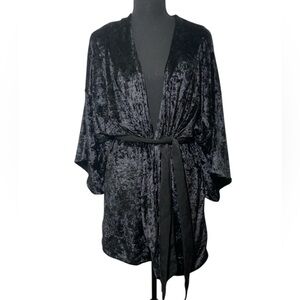 Free People Crushed Velvet Women’s Robe Black size S/P With Belt Oversized
